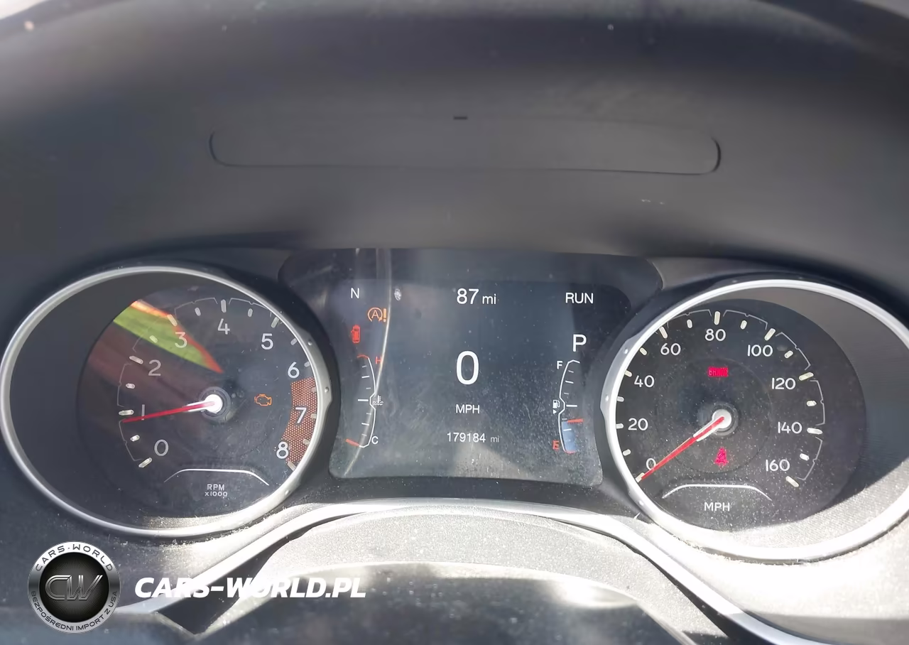 2018 Jeep Compass Latitude 4X4 VIN:3C4NJDBB1JT393648 - 7