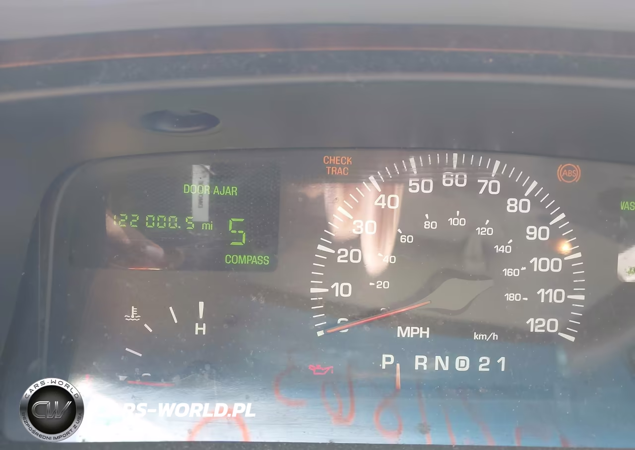 2000 Lincoln Town Car Signature VIN:1LNHM82W0YY799522 - 7