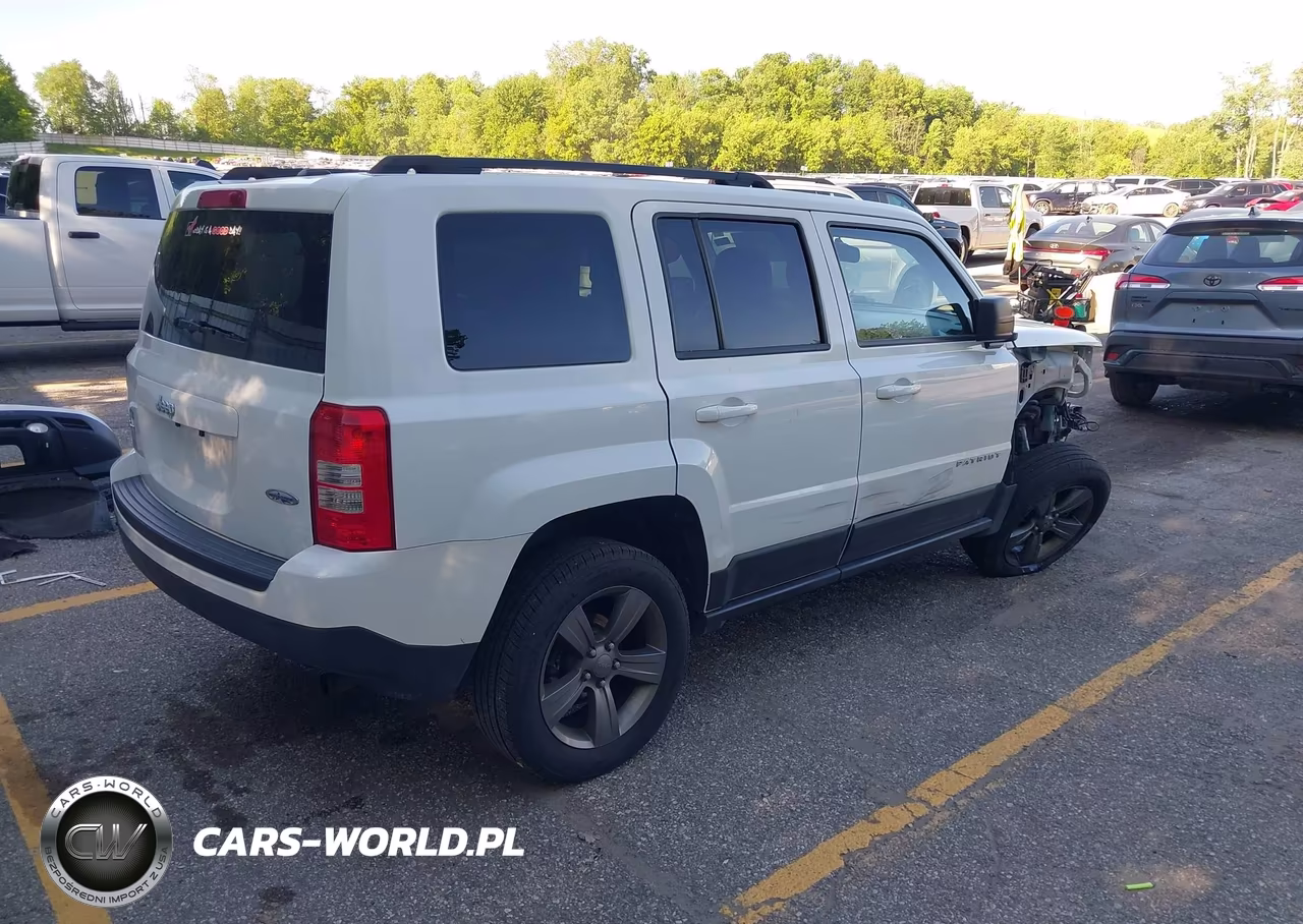 2015 Jeep Patriot High Altitude Edition VIN:1C4NJRFB2FD317666 - 4