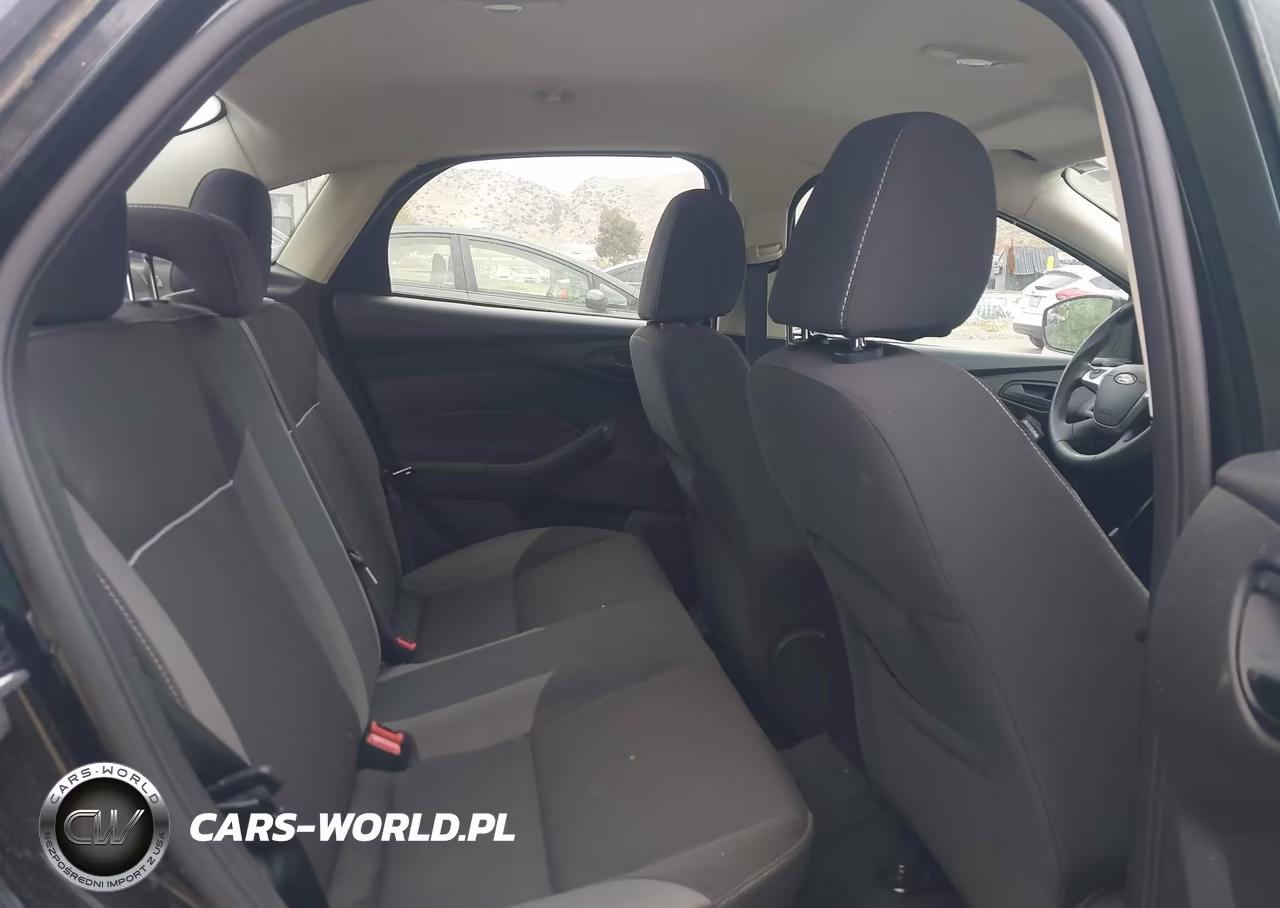 2012 Ford Focus Se VIN:1FAHP3F23CL396345 - 8