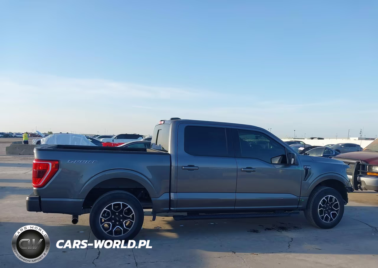 2023 Ford F-150 Xlt VIN:1FTEW1CPXPFC17372 - 13