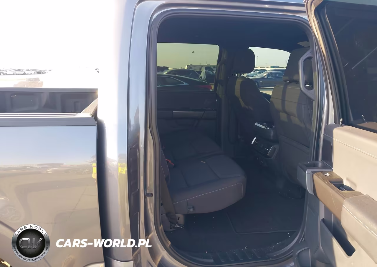 2023 Ford F-150 Xlt VIN:1FTEW1CPXPFC17372 - 8