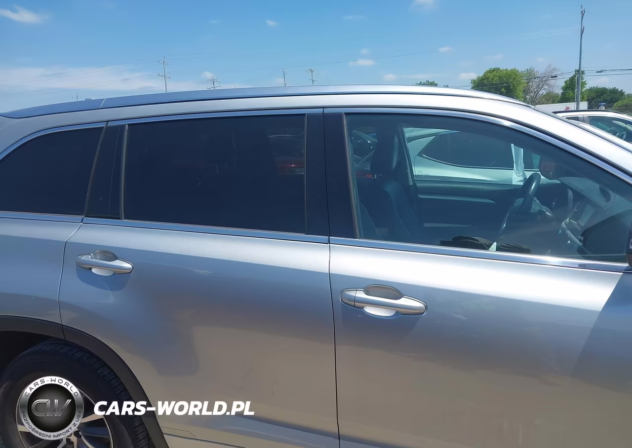 2017 Toyota Highlander Xle VIN:5TDKZRFH2HS207143 - 13