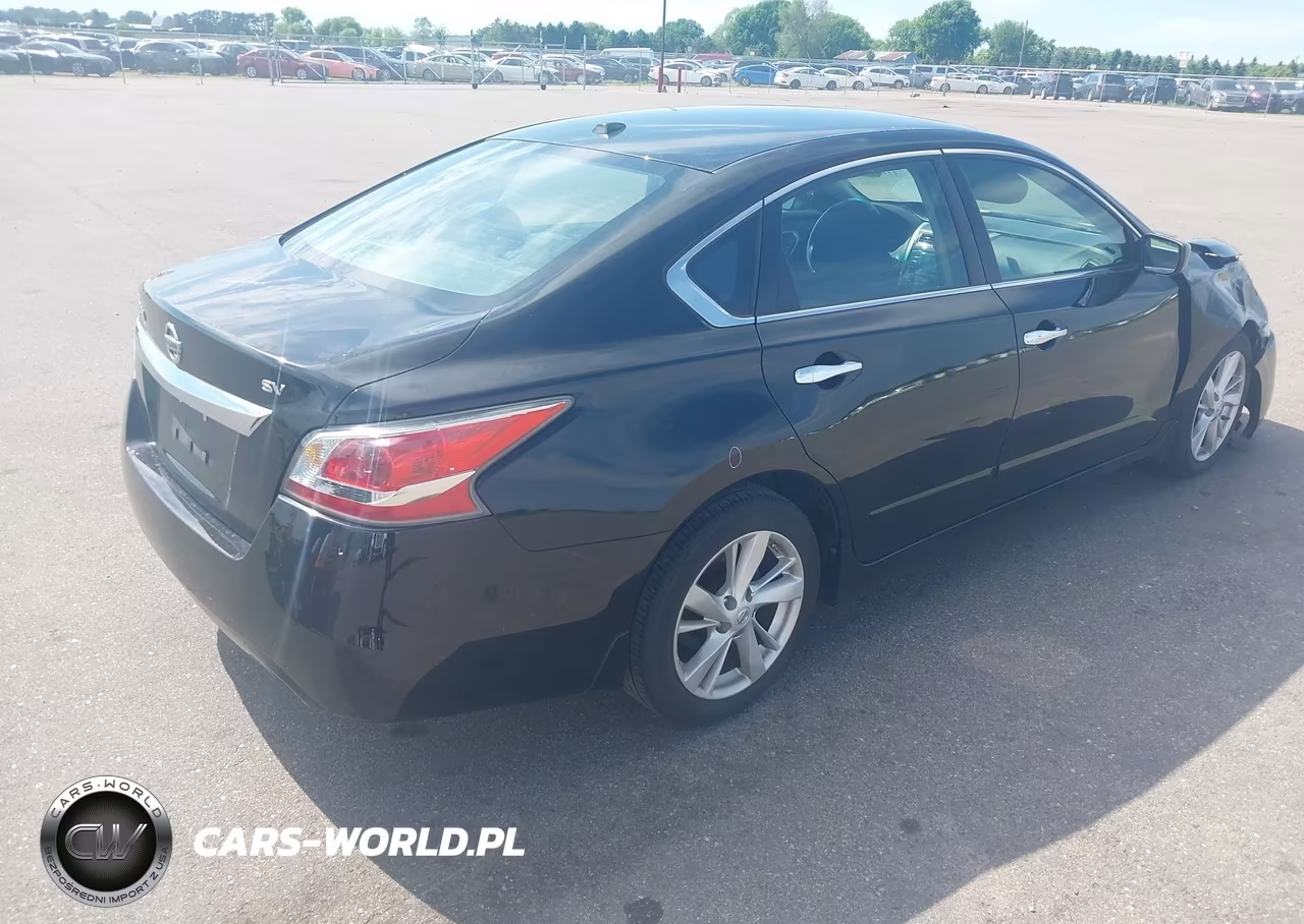 2015 Nissan Altima 2.5 Sv VIN:1N4AL3AP4FC432886 - 4