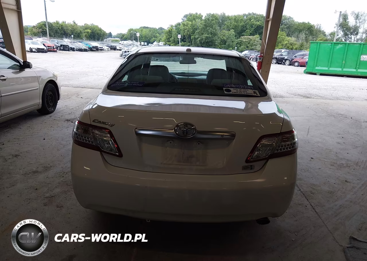 2011 Toyota Camry Hybrid VIN:4T1BB3EK0BU135792 - 17