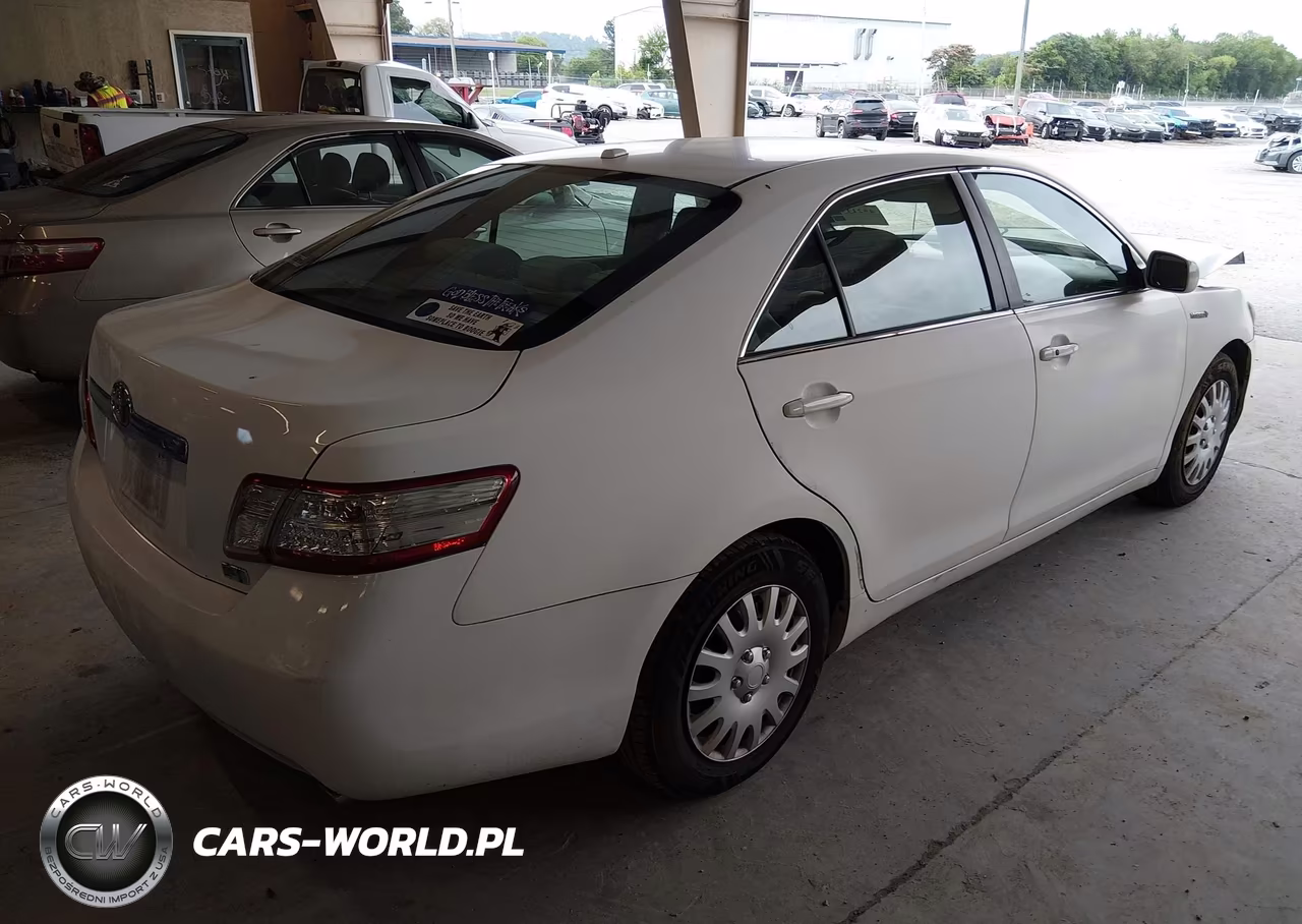 2011 Toyota Camry Hybrid VIN:4T1BB3EK0BU135792 - 4
