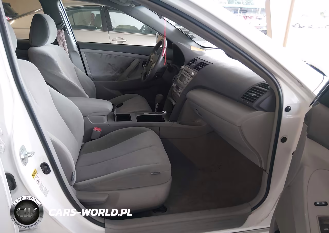 2011 Toyota Camry Hybrid VIN:4T1BB3EK0BU135792 - 5