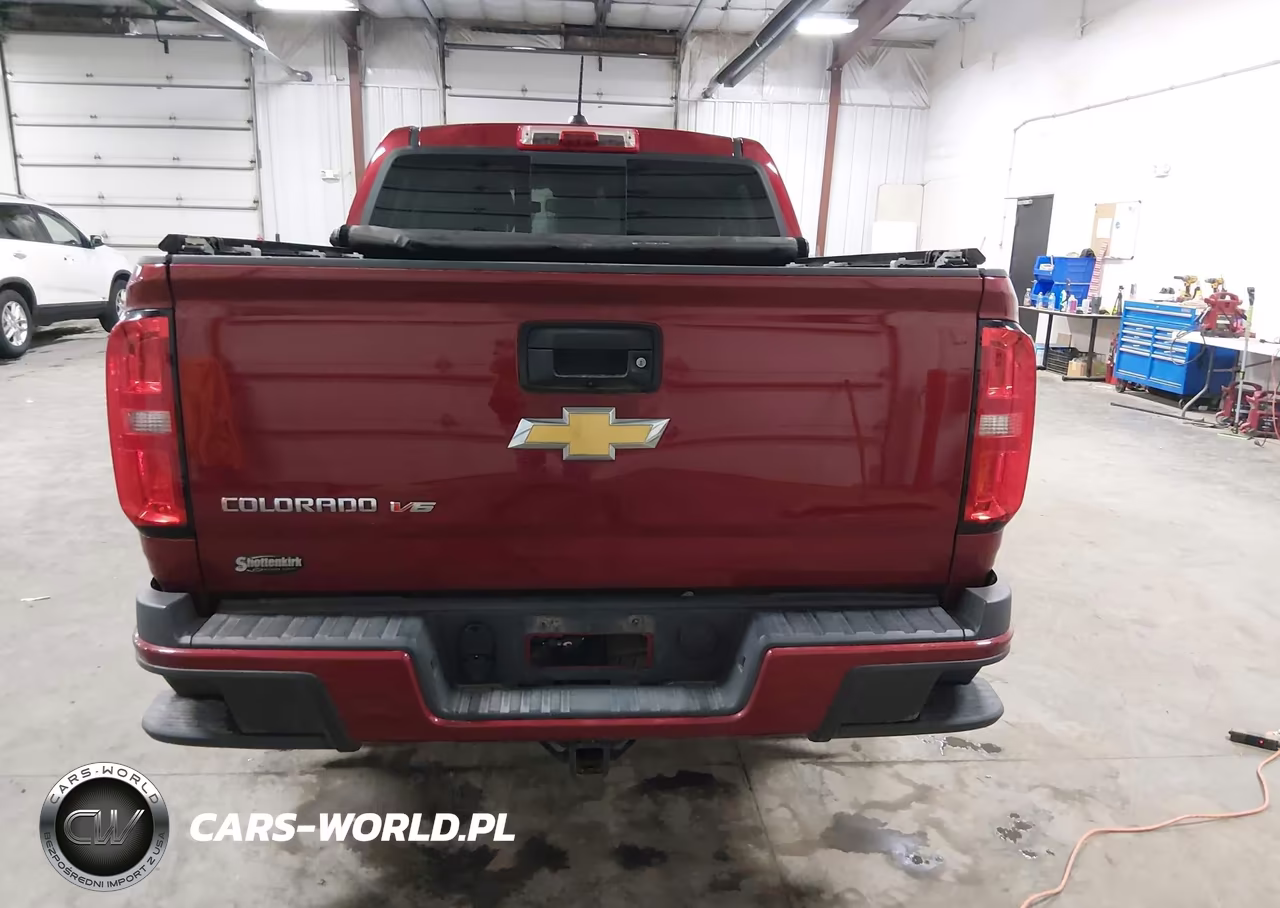 2018 Chevrolet Colorado Z71 VIN:1GCGTDEN1J1190615 - 16