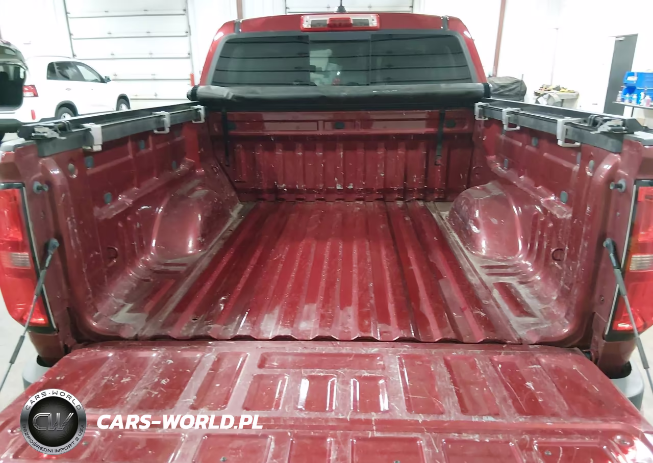 2018 Chevrolet Colorado Z71 VIN:1GCGTDEN1J1190615 - 17