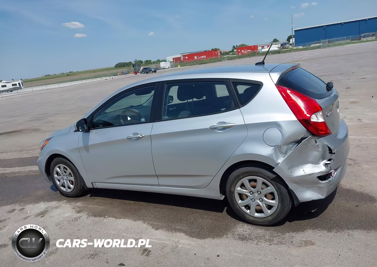2013 Hyundai Accent Gs VIN:KMHCT5AE1DU093164 - 14