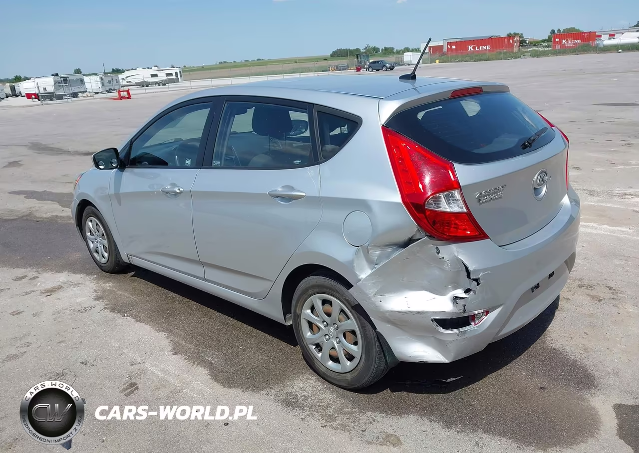 2013 Hyundai Accent Gs VIN:KMHCT5AE1DU093164 - 3