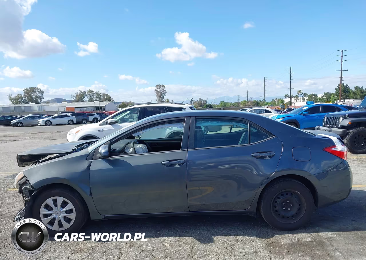2015 Toyota Corolla L VIN:5YFBURHE6FP295136 - 15