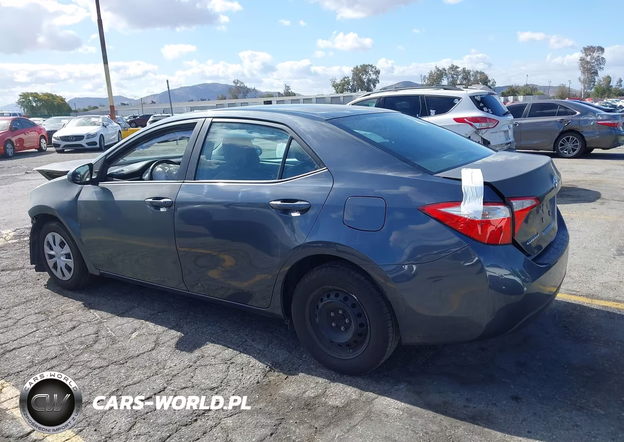 2015 Toyota Corolla L VIN:5YFBURHE6FP295136 - 3