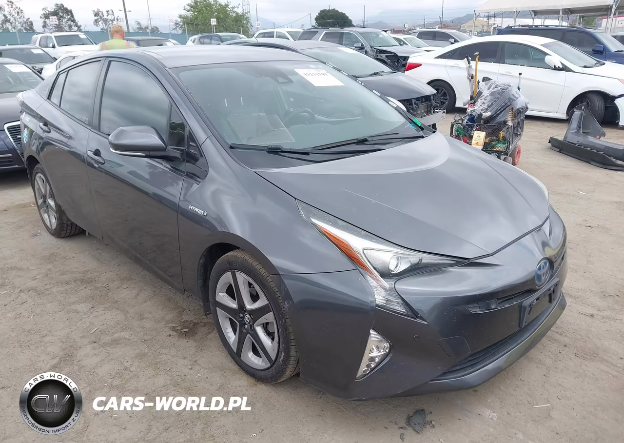 2018 Toyota Prius Four Touring