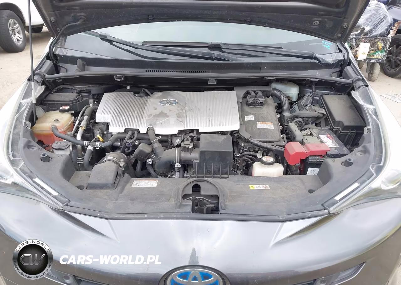 2018 Toyota Prius Four Touring VIN:JTDKARFUXJ3065507 - 10
