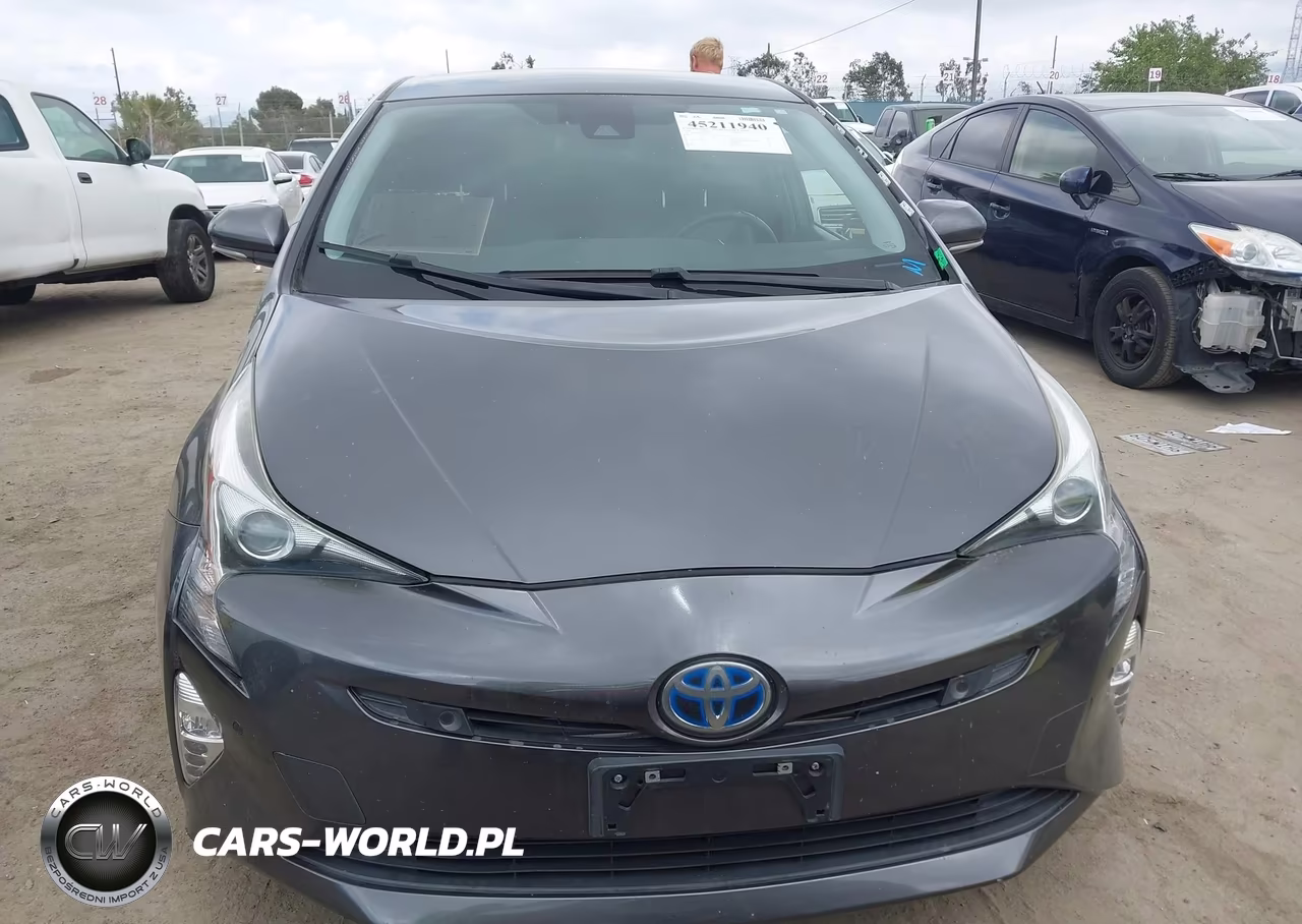 2018 Toyota Prius Four Touring VIN:JTDKARFUXJ3065507 - 13