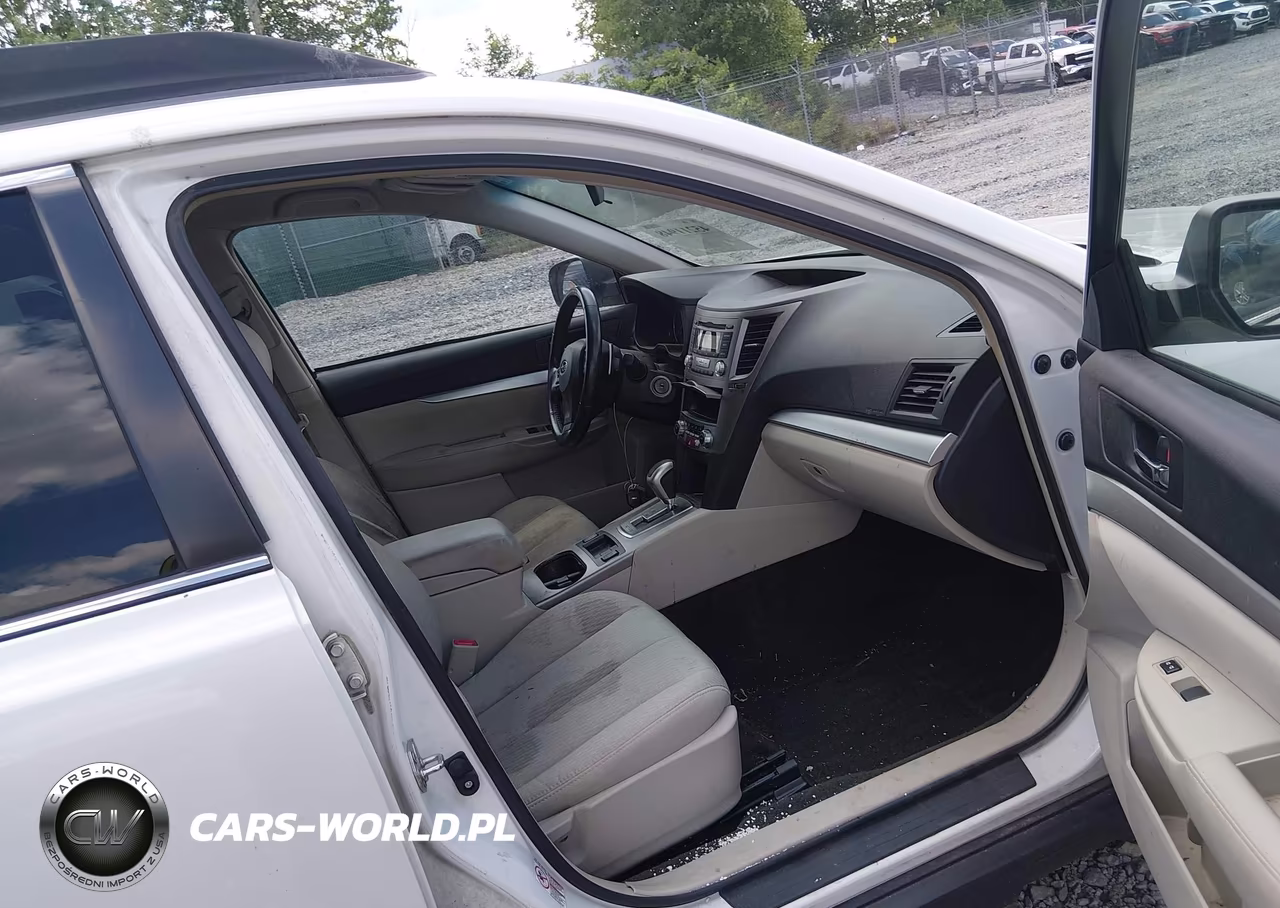 2012 Subaru Outback 2.5I Premium VIN:4S4BRCCC7C3242904 - 5