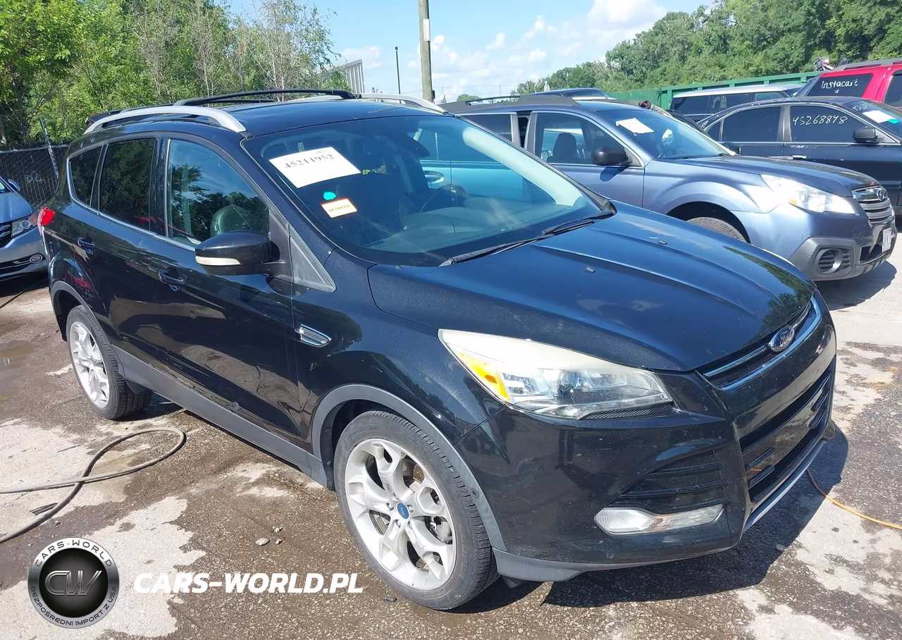 2013 Ford Escape Titanium – zdjęcie 1 z 16