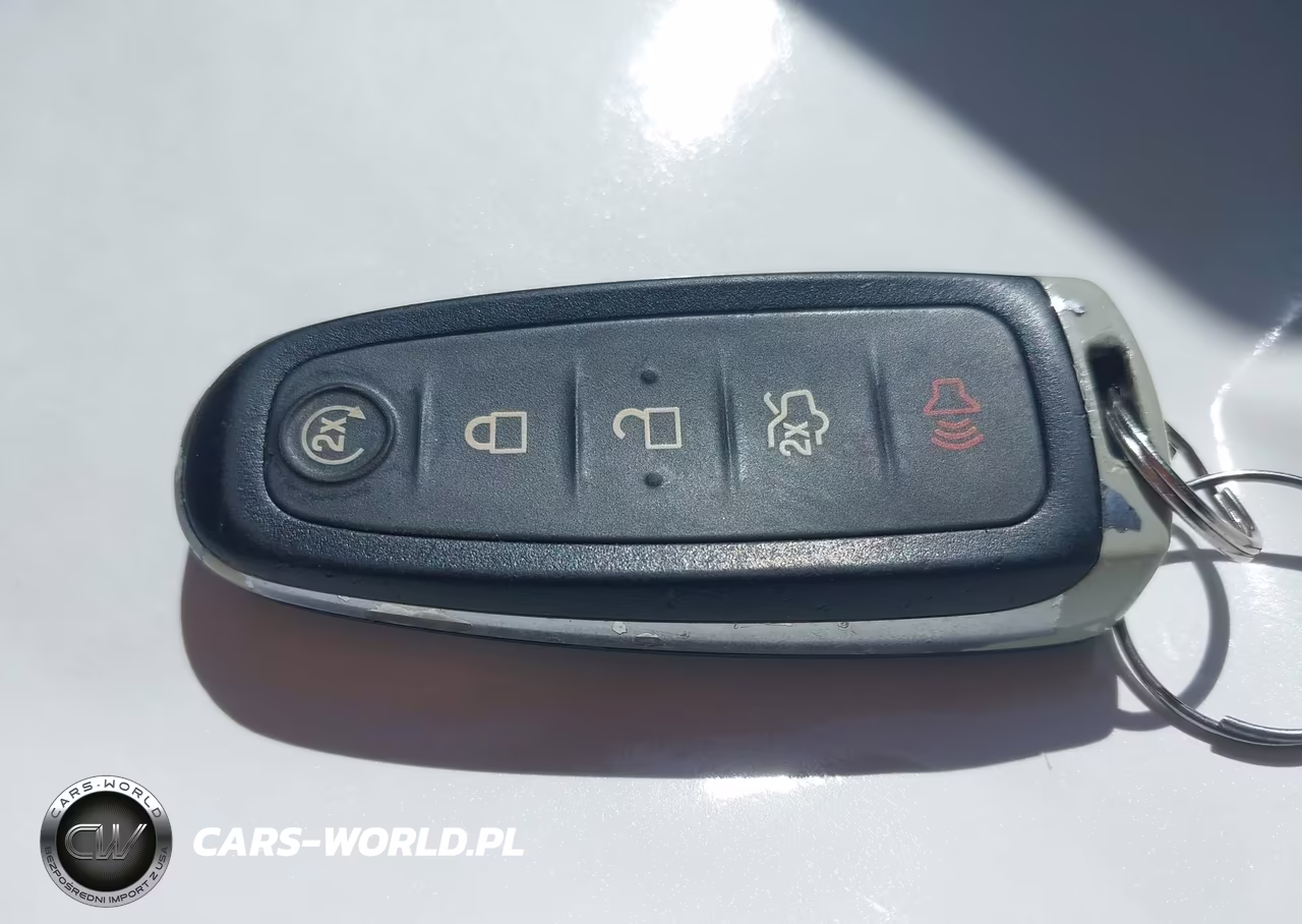 2013 Ford Escape Titanium VIN:1FMCU9J92DUC45315 - 11