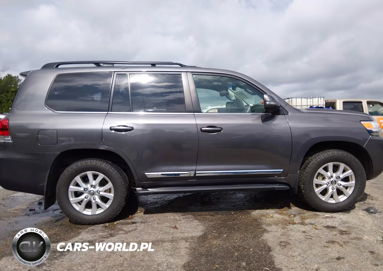 2020 Toyota Land Cruiser VIN:JTMCY7AJ0L4087904 - 13