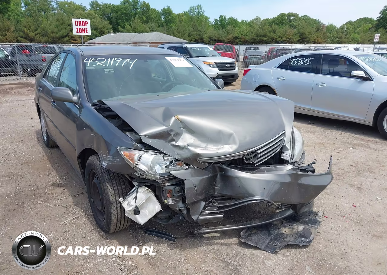 2005 Toyota Camry Le VIN:4T1BE32K75U521013 - 6