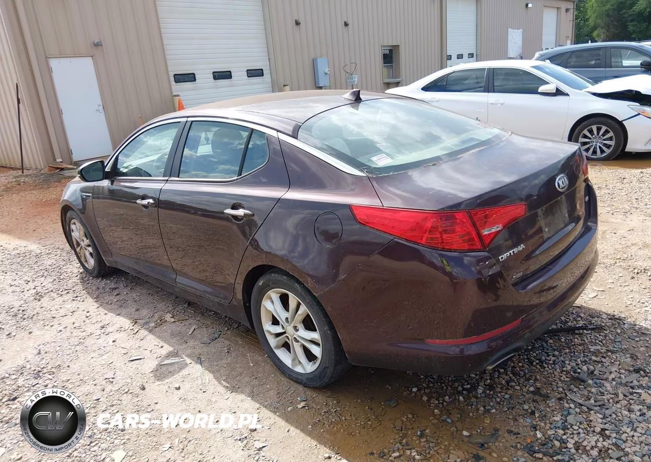 2013 Kia Optima Lx VIN:5XXGM4A75DG138675 - 3