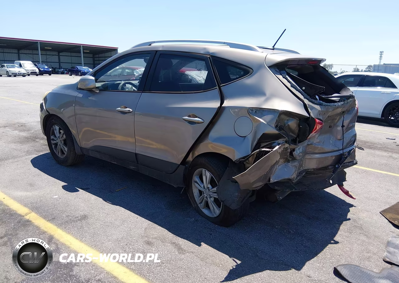 2011 Hyundai Tucson Gls VIN:KM8JUCAC7BU135650 - 3
