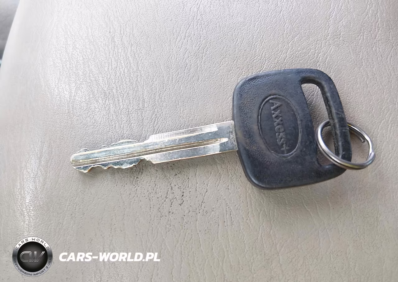 2005 Toyota Camry Le VIN:4T1BE32K25U546711 - 11
