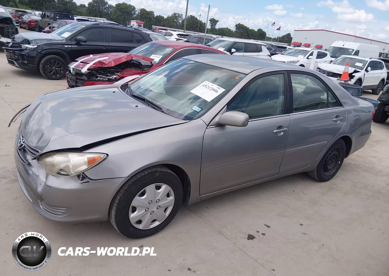 2005 Toyota Camry Le VIN:4T1BE32K25U546711 - 14