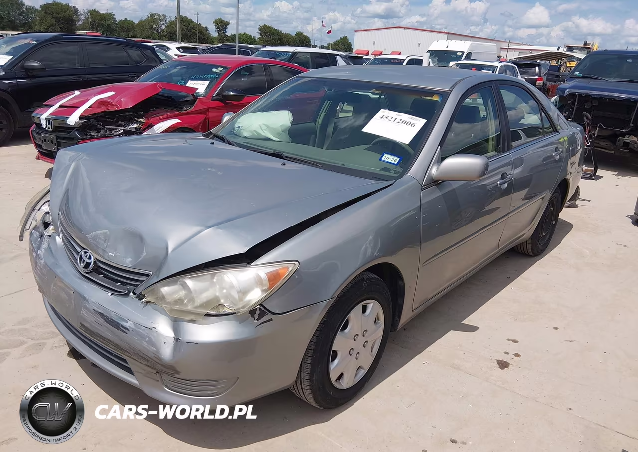 2005 Toyota Camry Le VIN:4T1BE32K25U546711 - 2