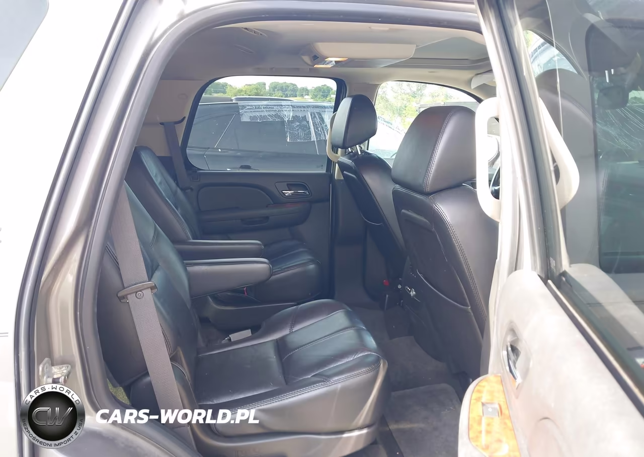 2007 Chevrolet Tahoe Ltz VIN:1GNFK130X7J337602 - 8