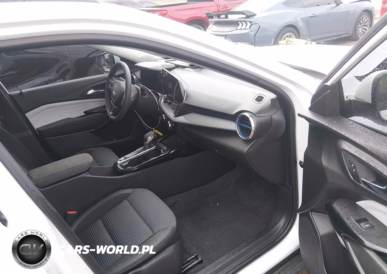2025 Chevrolet Trax Fwd Lt VIN:KL77LHEP0SC160095 - 5