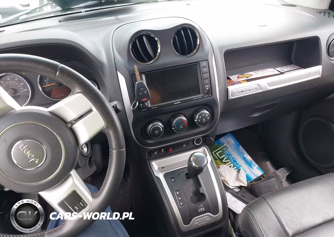 2015 Jeep Compass High Altitude Edition VIN:1C4NJCEA5FD402409 - 11