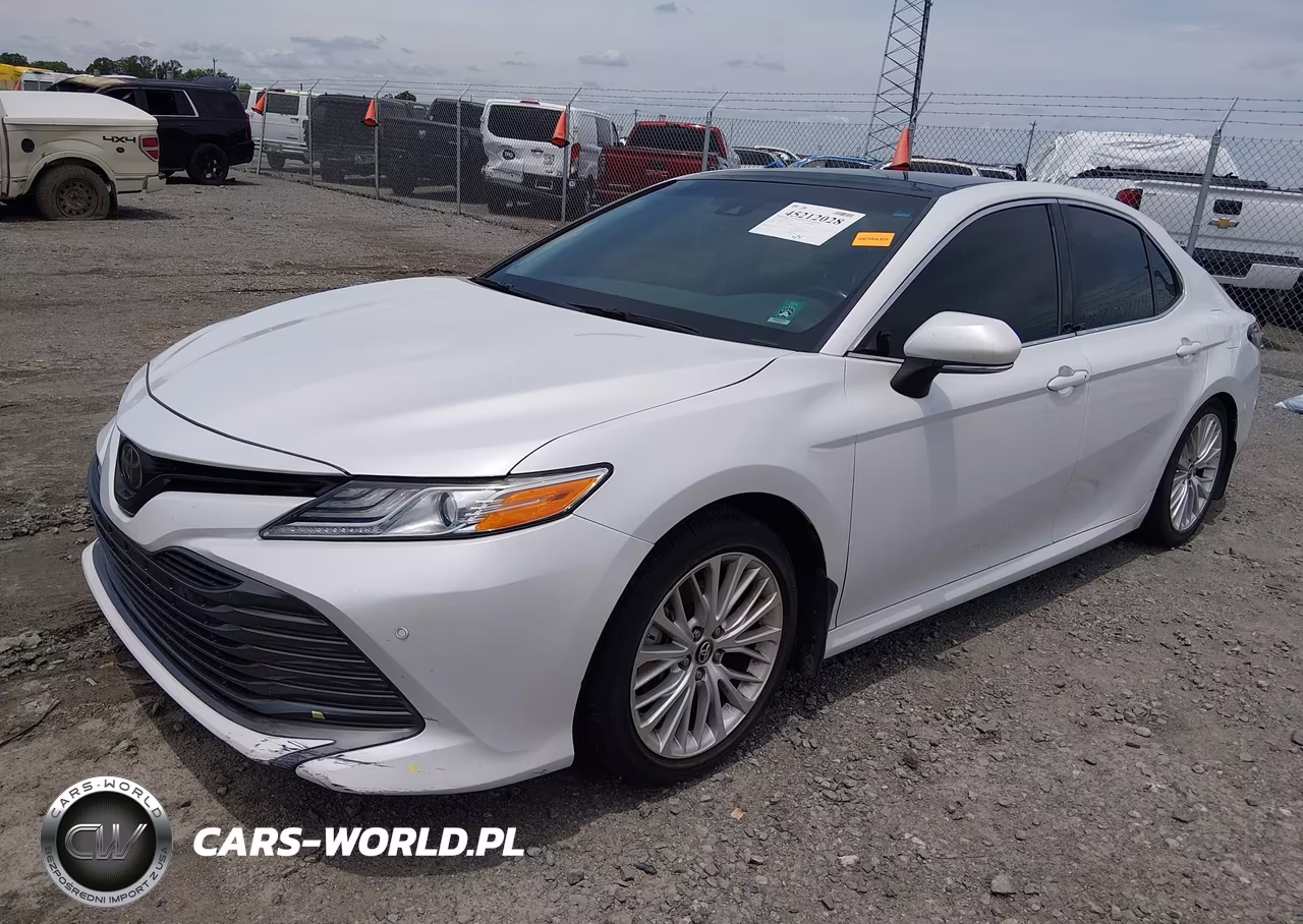2018 Toyota Camry Xle VIN:4T1B11HK7JU130218 - 2