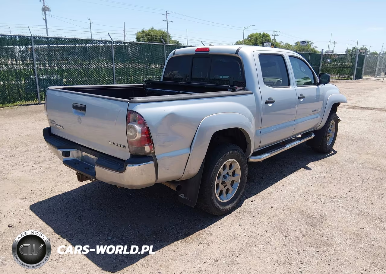 2009 Toyota Tacoma Base V6 VIN:3TMLU42N89M032822 - 4