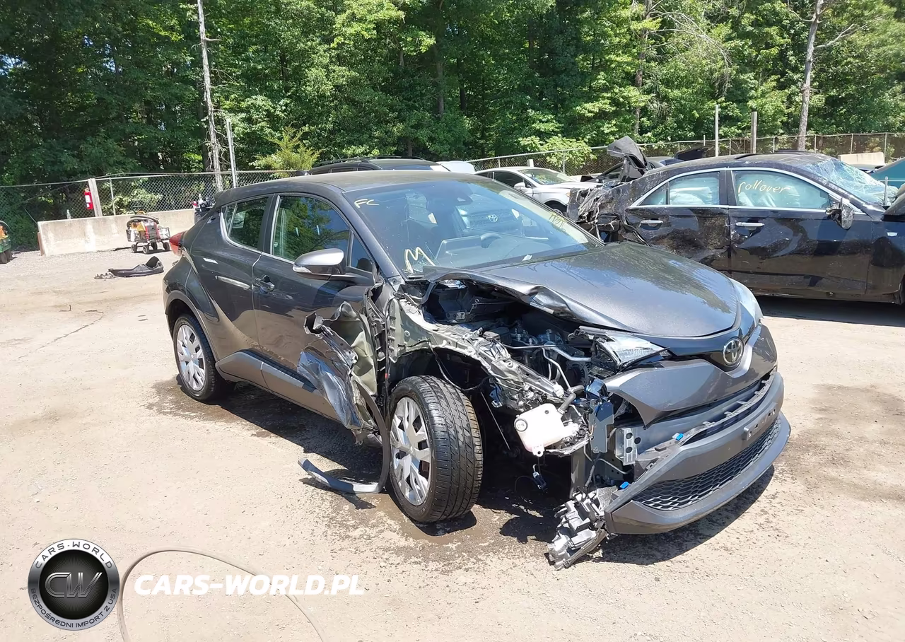 2020 Toyota C-Hr Le – zdjęcie 1 z 16