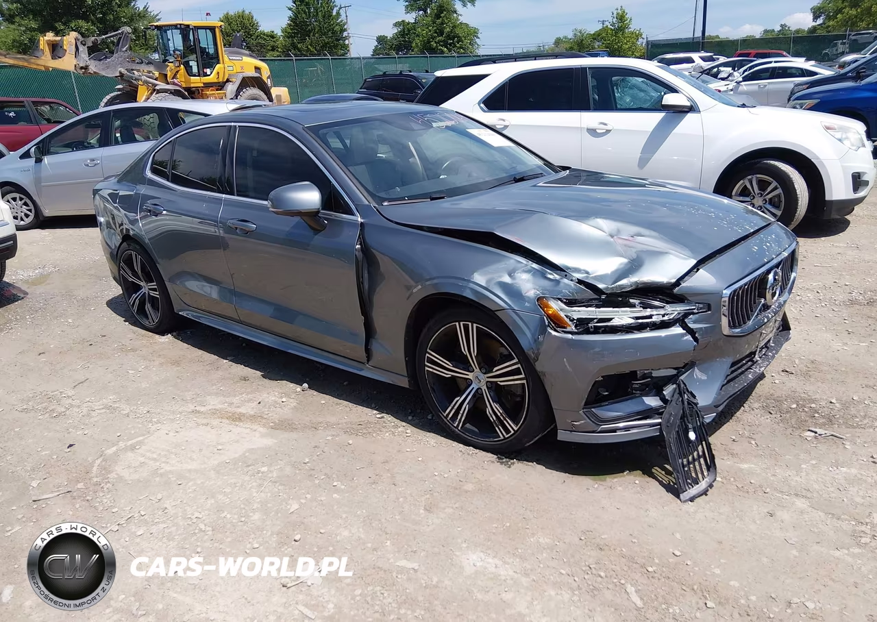 2021 Volvo S60 Recharge Plug-In Hybrid T8 Inscription