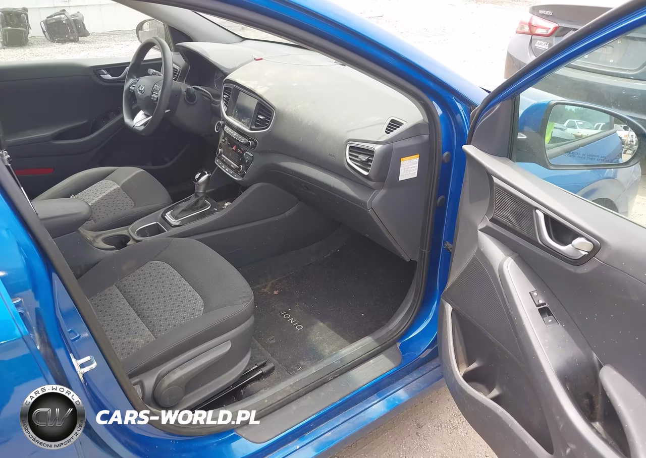 2018 Hyundai Ioniq Hybrid Blue VIN:KMHC65LC3JU072833 - 5