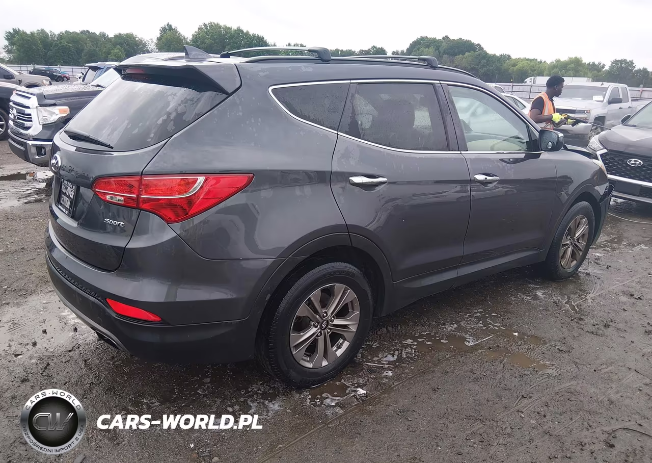 2016 Hyundai Santa Fe Sport 2.4L VIN:5XYZU3LB5GG305539 - 4