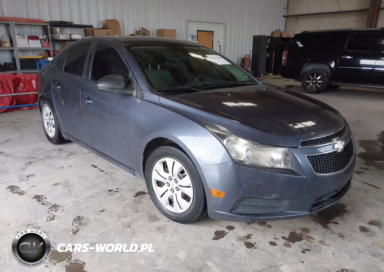 2014 Chevrolet Cruze Ls Auto – zdjęcie 1 z 11