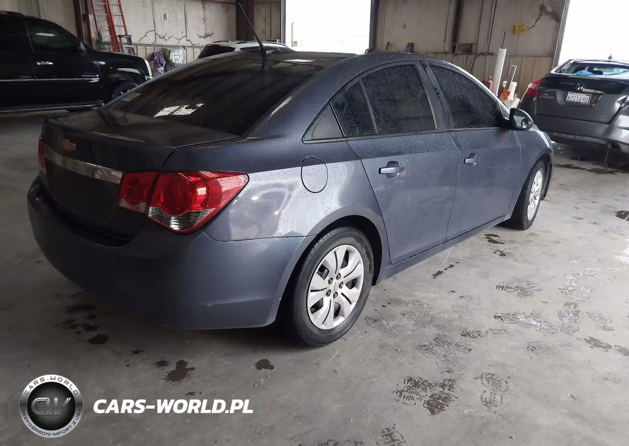 2014 Chevrolet Cruze Ls Auto VIN:1G1PA5SH2E7172730 - 4