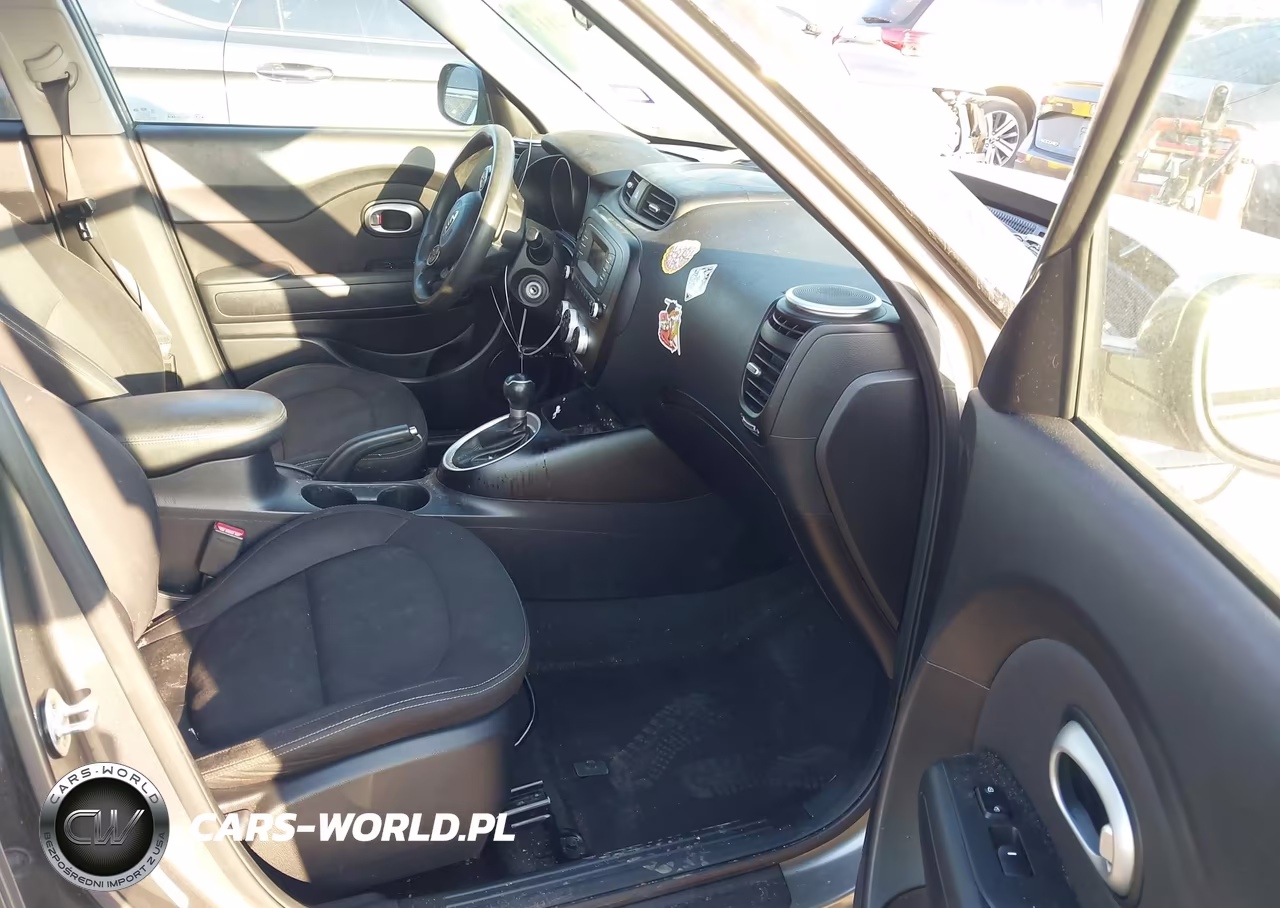 2016 Kia Soul VIN:KNDJN2A21G7300326 - 5