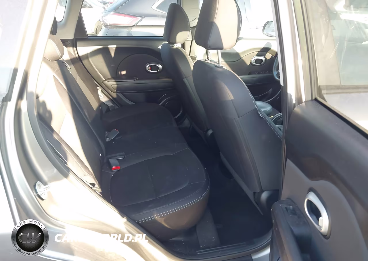 2016 Kia Soul VIN:KNDJN2A21G7300326 - 8