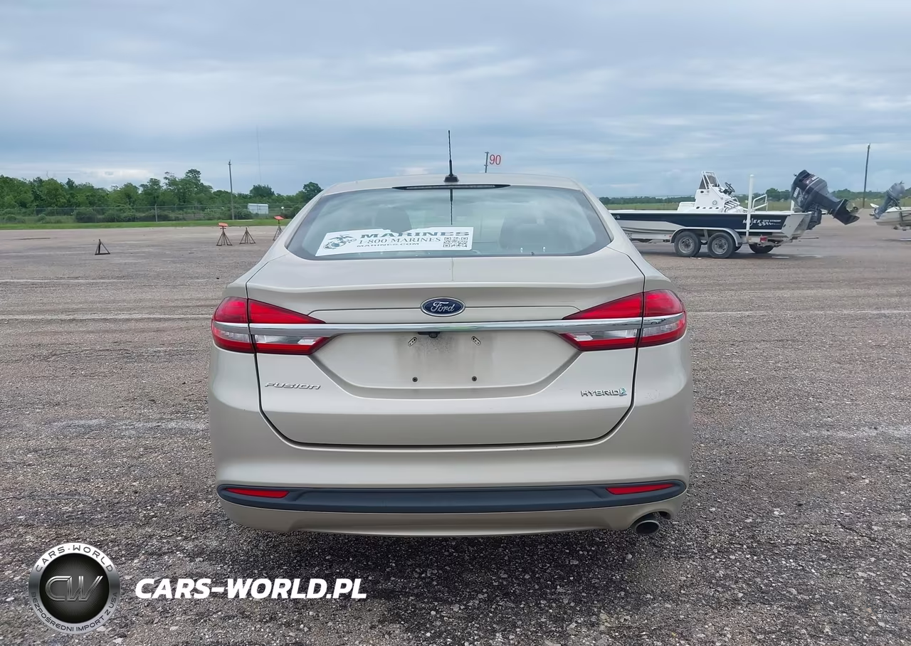 2018 Ford Fusion Hybrid S VIN:3FA6P0UUXJR122665 - 16