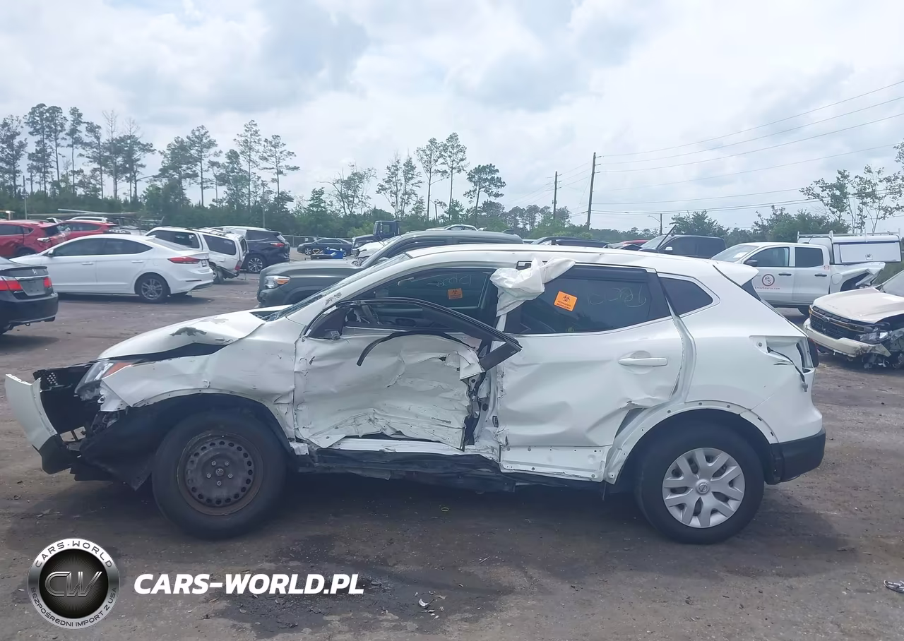 2019 Nissan Rogue Sport S VIN:JN1BJ1CP8KW230571 - 14