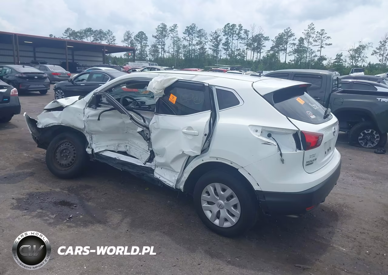 2019 Nissan Rogue Sport S VIN:JN1BJ1CP8KW230571 - 3
