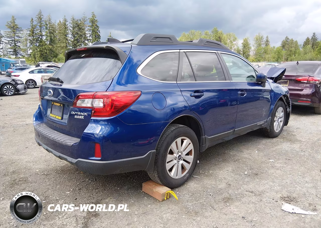 2016 Subaru Outback 2.5I Premium VIN:4S4BSACC3G3205458 - 4