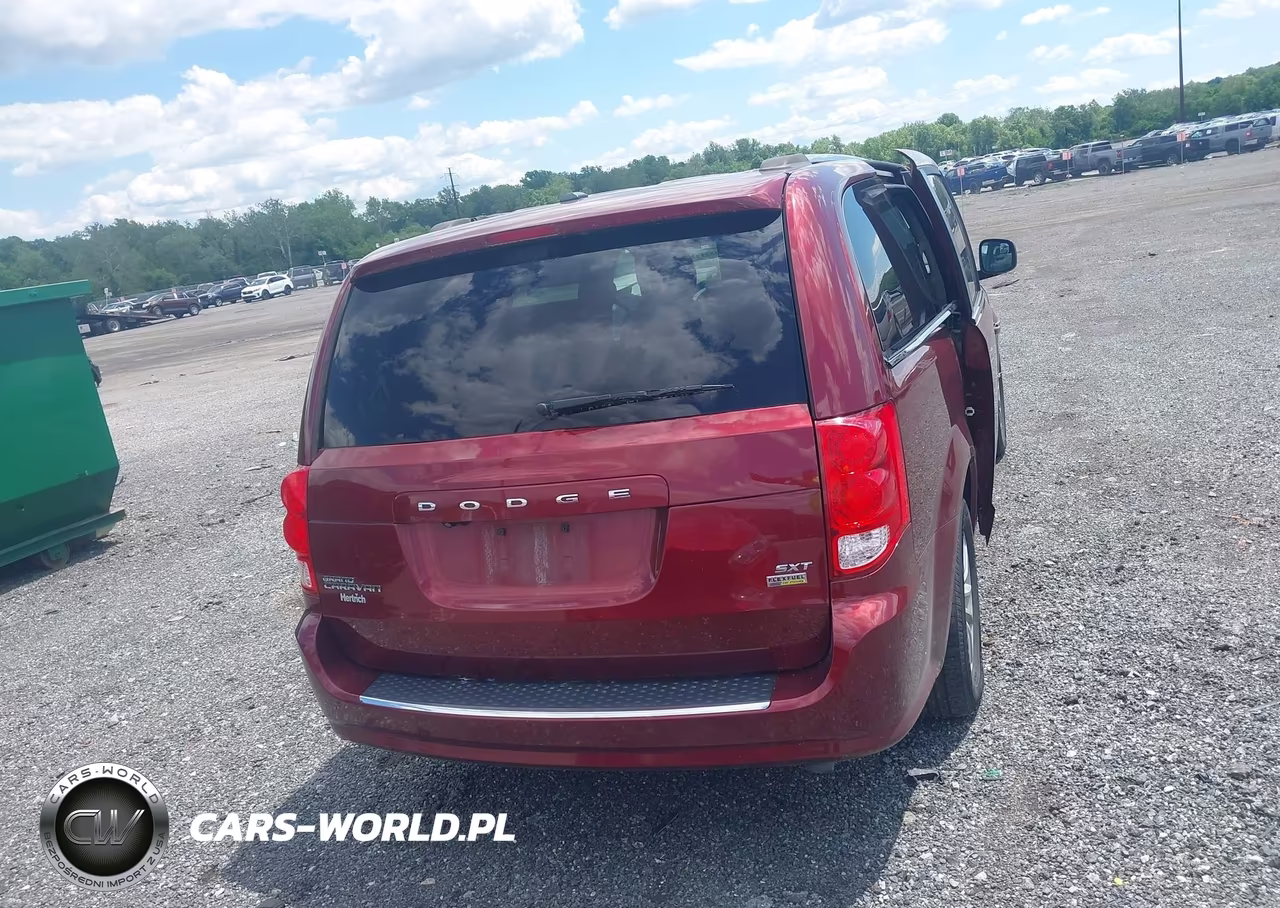 2019 Dodge Grand Caravan Sxt VIN:2C4RDGCG4KR580343 - 16