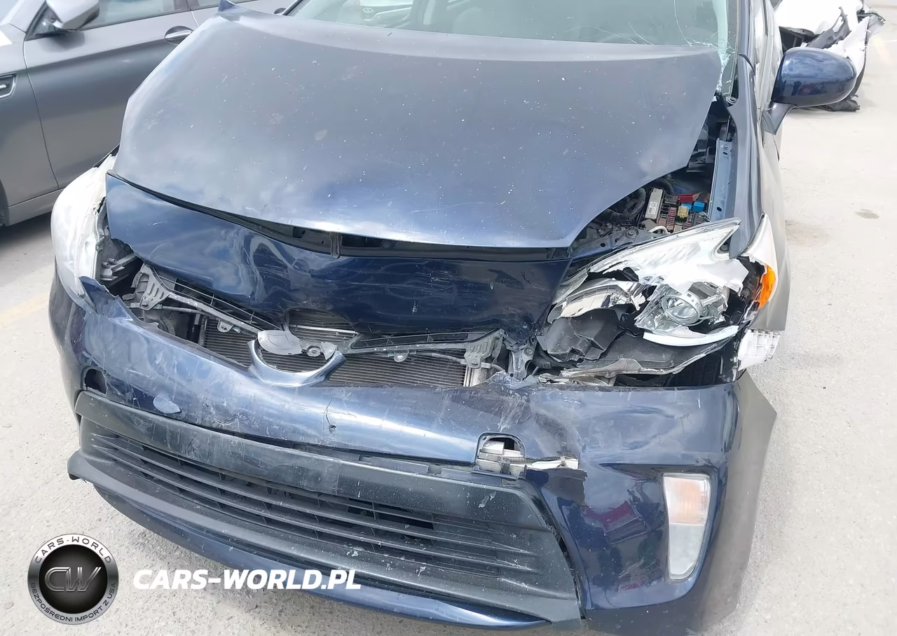2015 Toyota Prius Two VIN:JTDKN3DU3F2003111 - 6