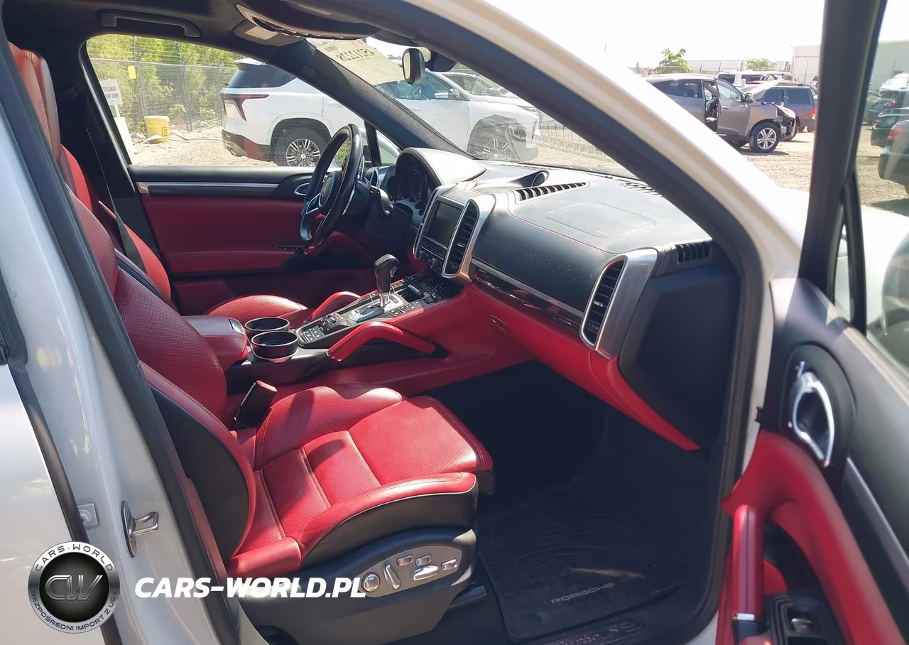 2016 Porsche Cayenne Turbo S VIN:WP1AC2A24GLA86864 - 5